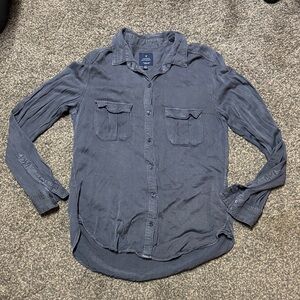 American Eagle Outfitters AE Med Vintage Boyfriend Button-Up Shirt M
